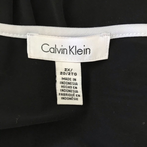 Calvin Klein Top - Picture 2 of 8